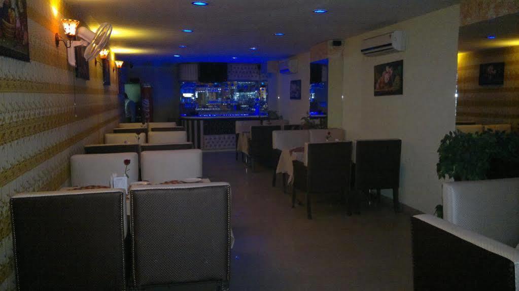 Hotel Silver Stone Ludhiana Exterior photo